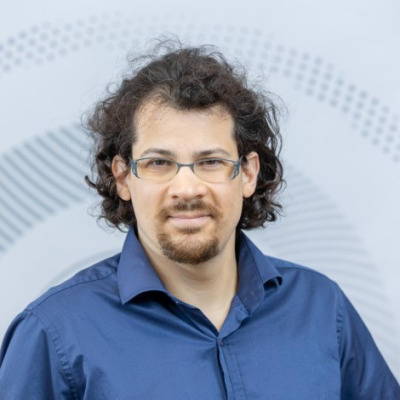 Dr. Ofek Birnholtz